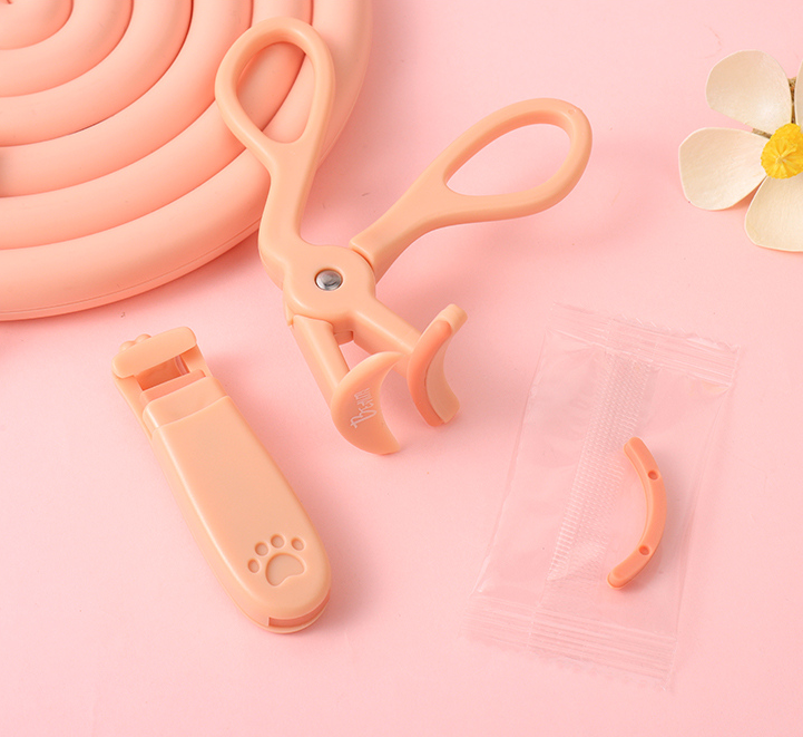 Pink series sky-curling eyelash curler combination