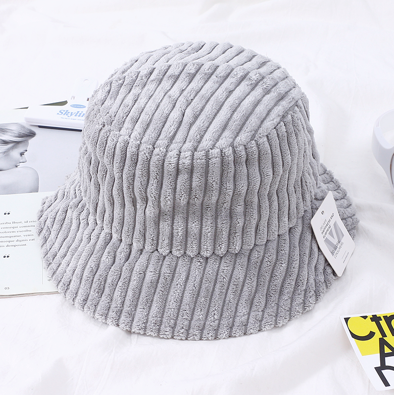 Plush Autumn/Winter Sun Hat (Mixed colors)