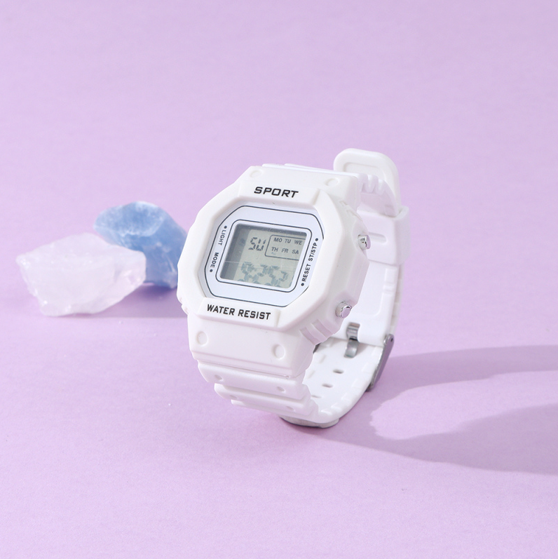 Casual Simple Sport Watch (White)