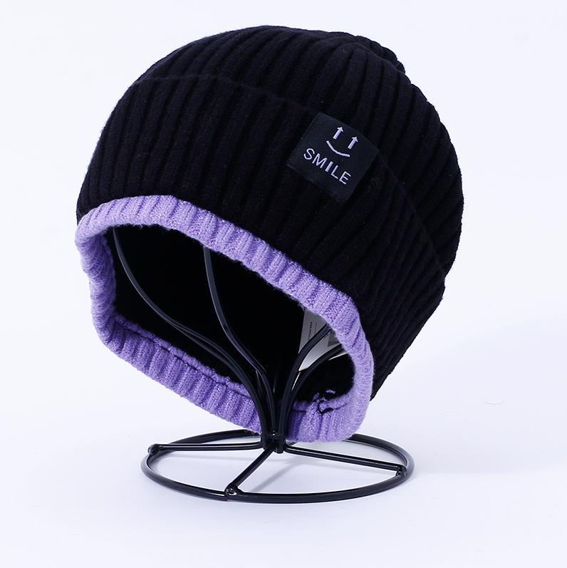 Blended Adult Knitted Hat (Blend)