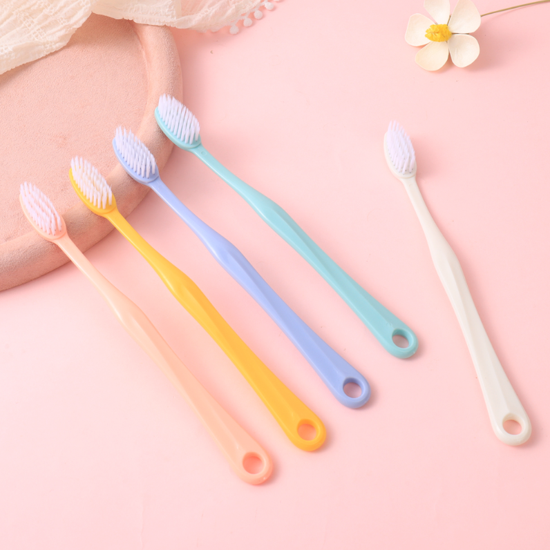 Super Value Soft Bristles Toothbrush in Box (20 PCS/Box)