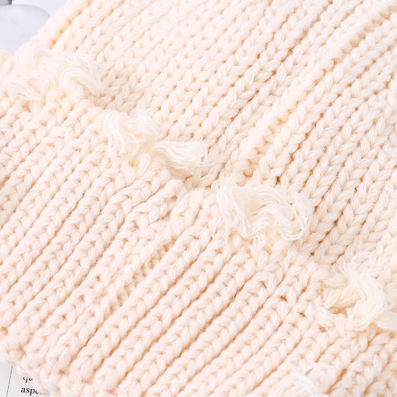 Character Ripped Adult Knitted Hat (Mixed colors)