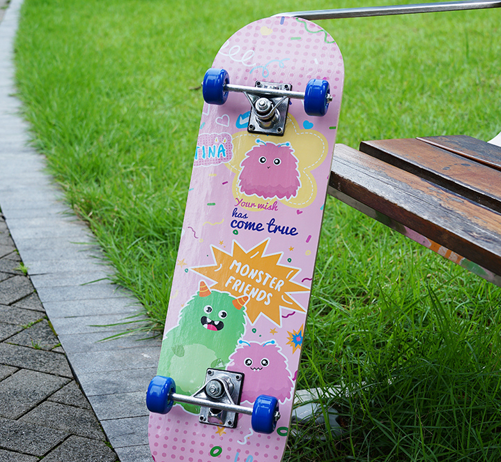 28 "Little Monster series skateboard B