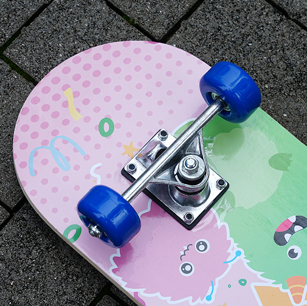 28 "Little Monster series skateboard B