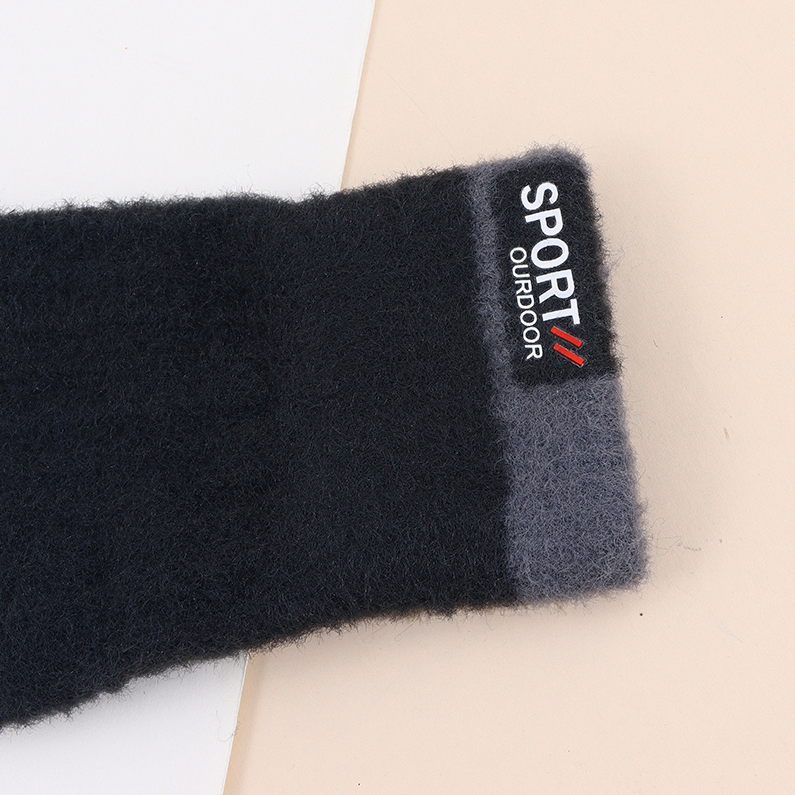 Sports letter five-finger gloves for men