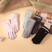 Embroidered bowtie gloves for women