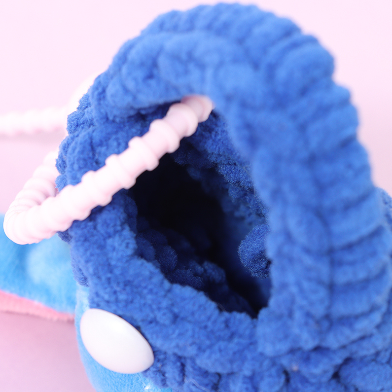 Disney series crocheted storage coin purse