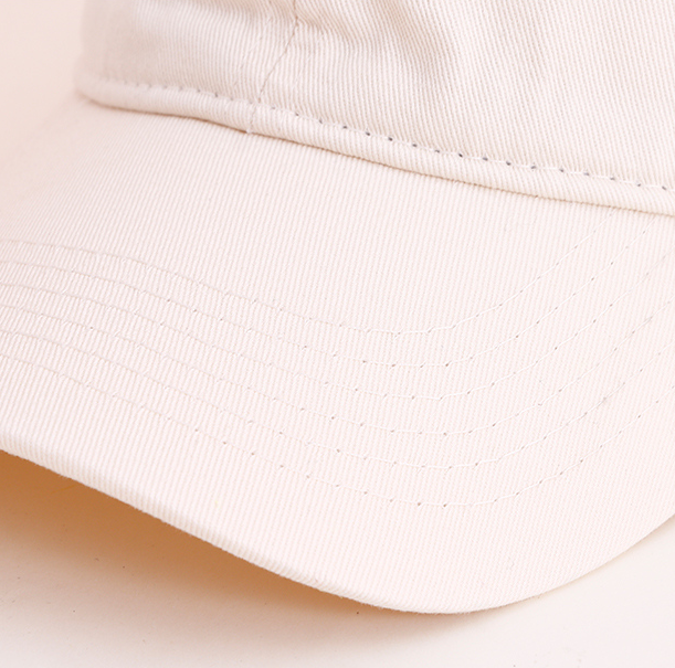 Classic Solid Color Fashion Baseball Cap (Beige)