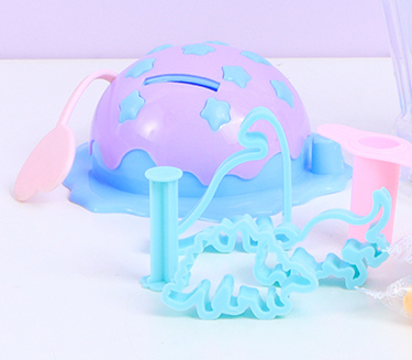 12 Colors Modeling Clay with Lovely Ice Cream Box