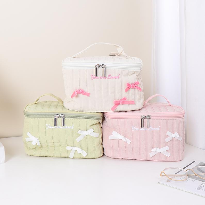 Bow Bubble series round bucket makeup bag