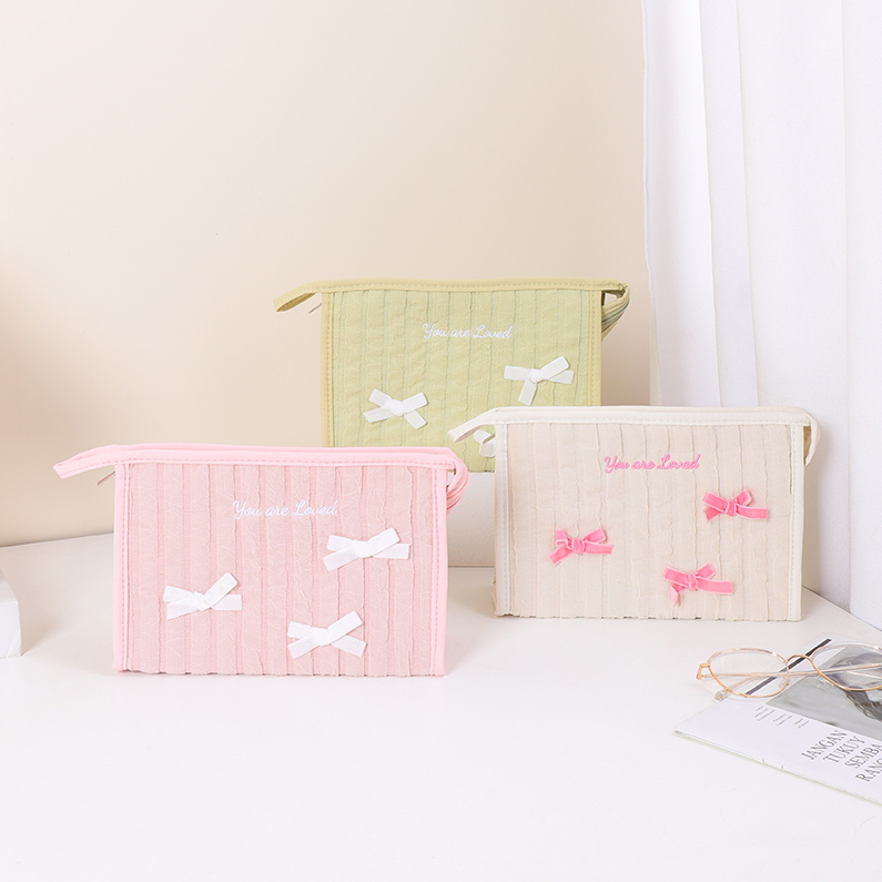 Bow bubble series document makeup bag