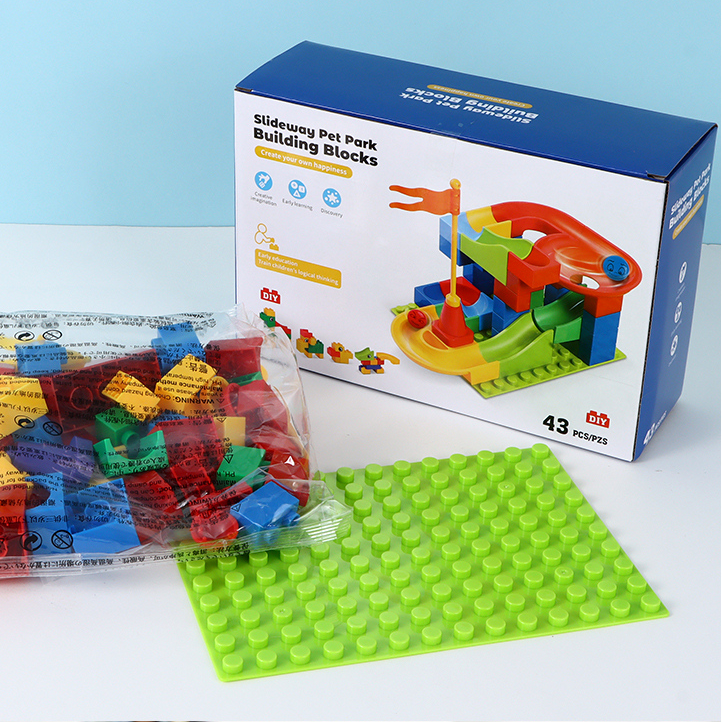 Slideway Pet Park Building Blocks 43PCS