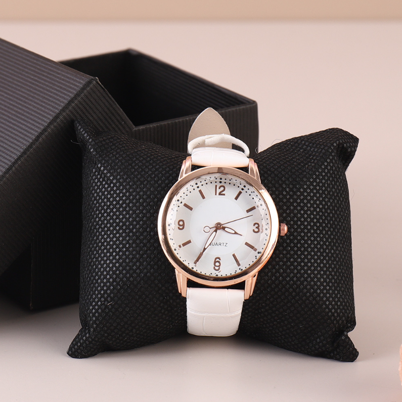 Stylish crocodile print watch