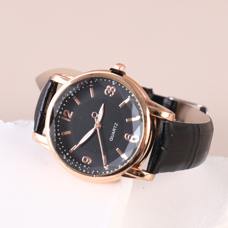 Stylish crocodile print watch