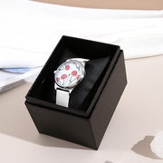 Cherry dial fashion watch