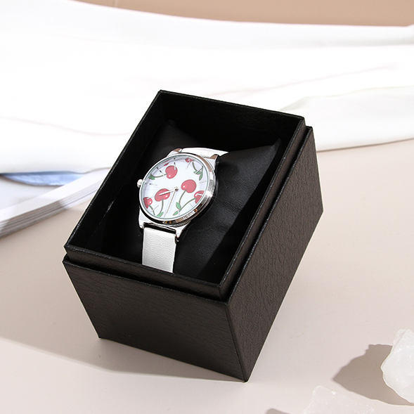 Cherry dial fashion watch