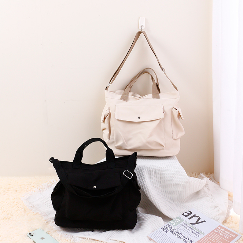 Casual sling shoulder bag