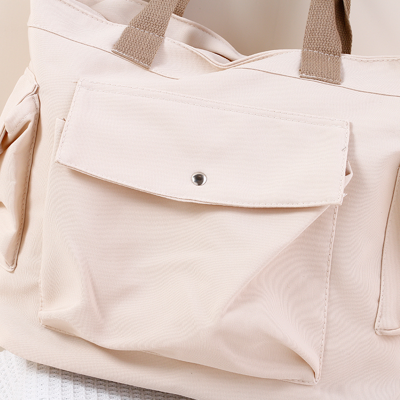 Casual sling shoulder bag