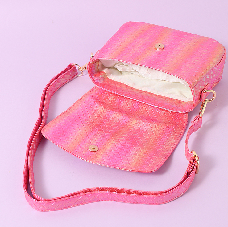 Dream Pearl Diamond Check Shoulder Bag (Pink)