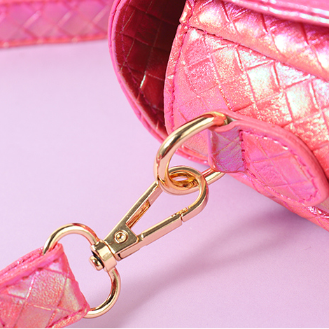 Dream Pearl Diamond Check Shoulder Bag (Pink)