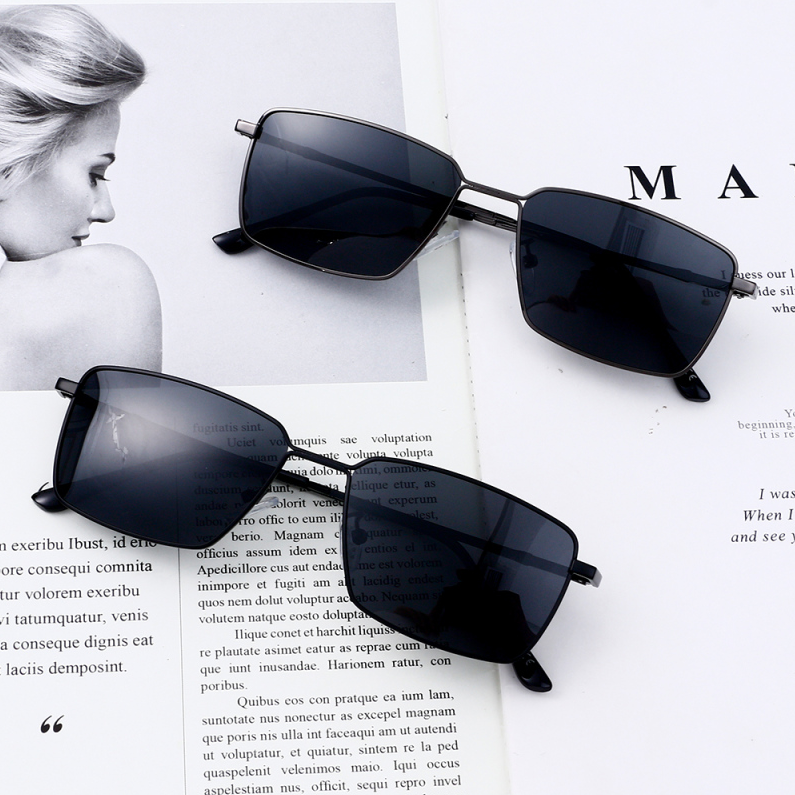 Small metal frame men's sunglasses (Blend)