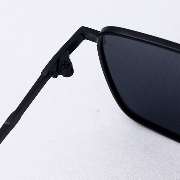 Small metal frame men's sunglasses (Blend)