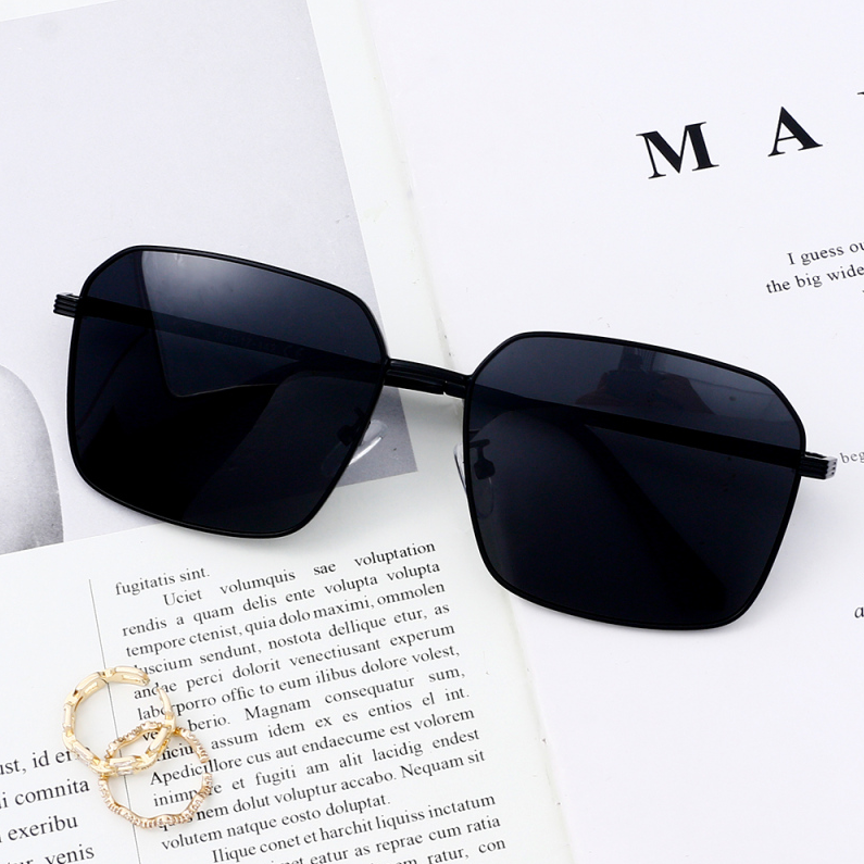 Classic square Large frame sunglasses for men (black)