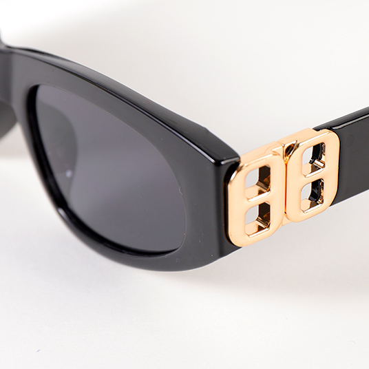 Euro-american Triangle cat Eye Sunglasses for women (Black)