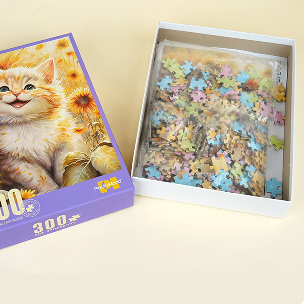 Smiling Kitty Jigsaw Puzzle (300PCS)