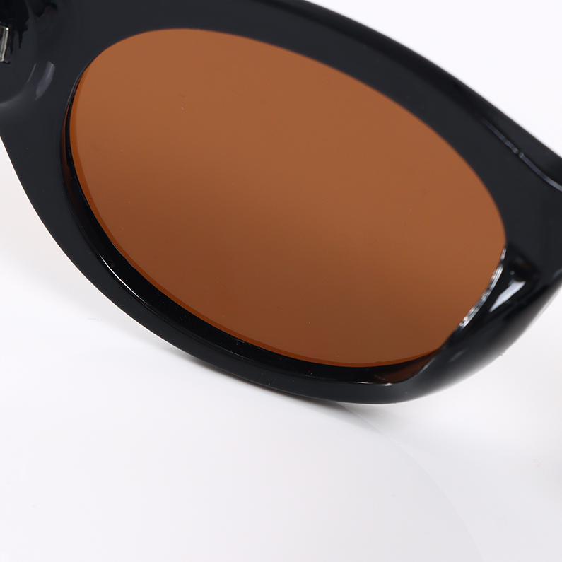 Trendy adult polarized sunglasses
