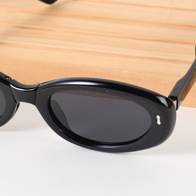ins Fashion Small Frame folding polarized Sunglasses (with s