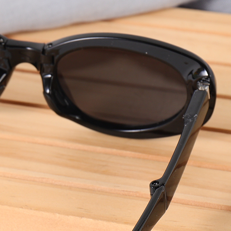 ins Fashion Small Frame folding polarized Sunglasses (with s