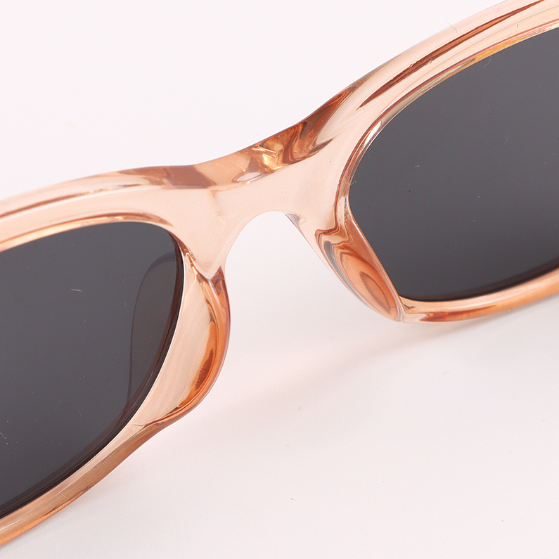 Chain fashion sunglasses