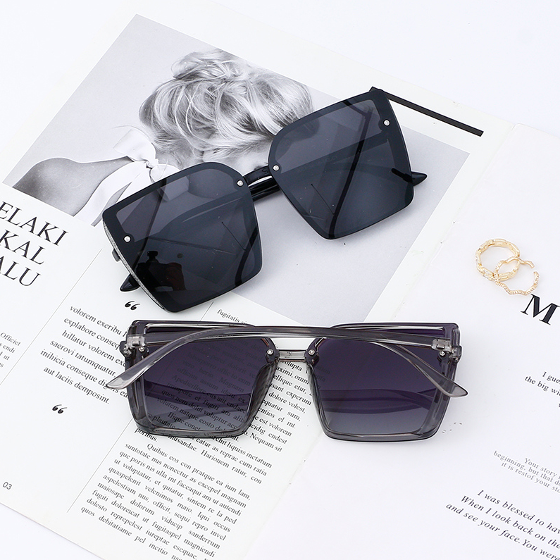 Framed fashion polarized sunglasses