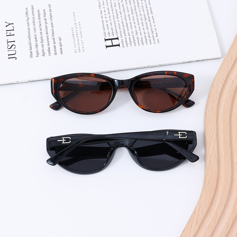 Hong Kong style retro polarized sunglasses for women