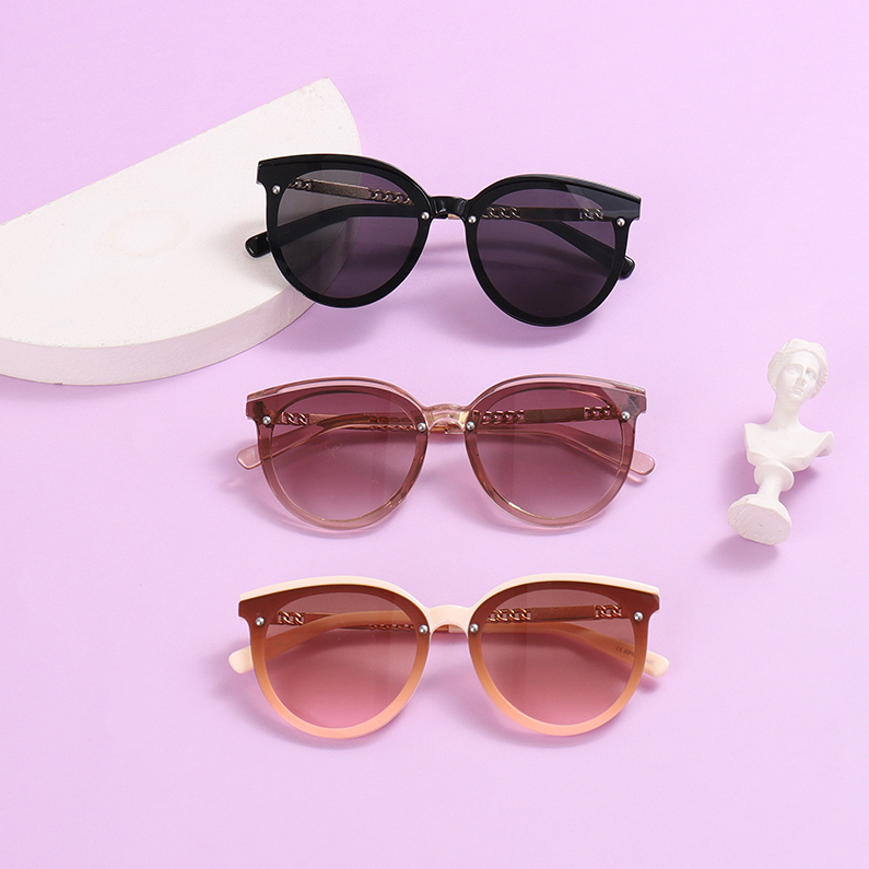 TR Lady elegant everything sunglasses