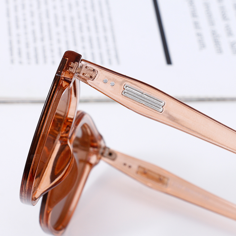 Fashion big frame sunglasses