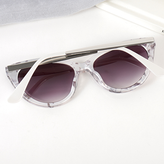 European and American fashion cat eye metal sunglasses for w