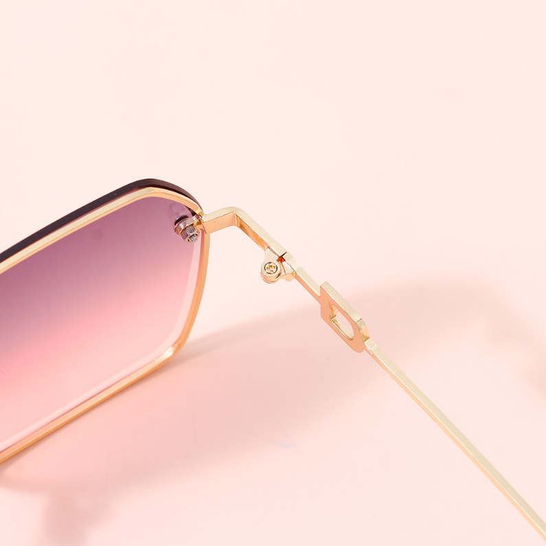 Stylish and textured Adult Sunglasses (grey pink)