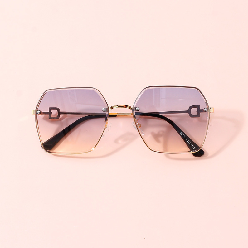 Stylish and textured Adult sunglasses (blue and yellow)