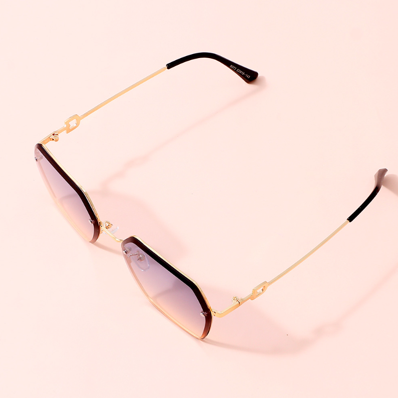 Stylish and textured Adult sunglasses (blue and yellow)