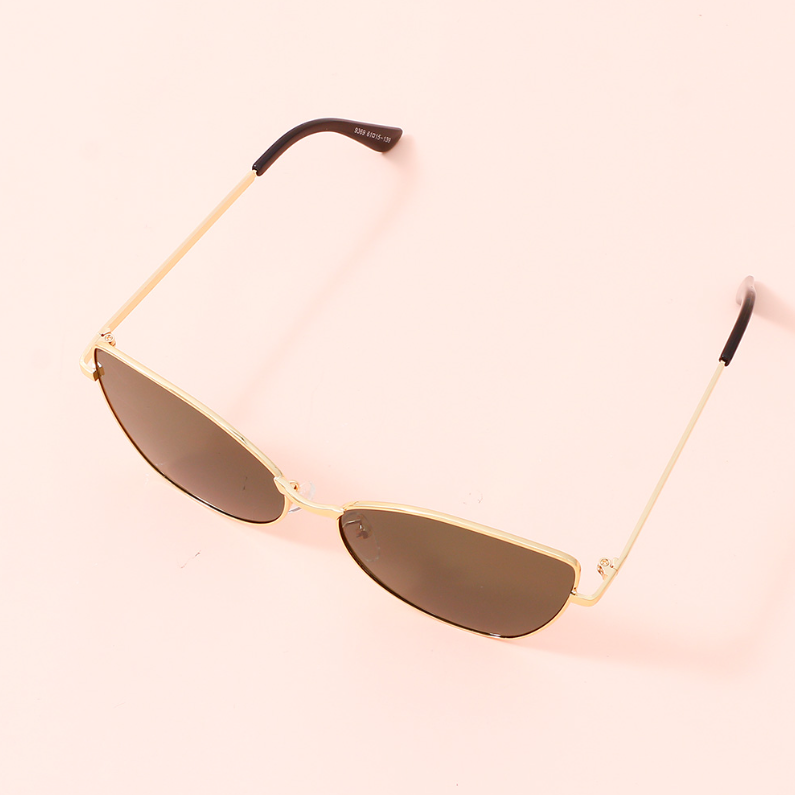 Vintage metal cat-eye sunglasses for adults (gold frame with
