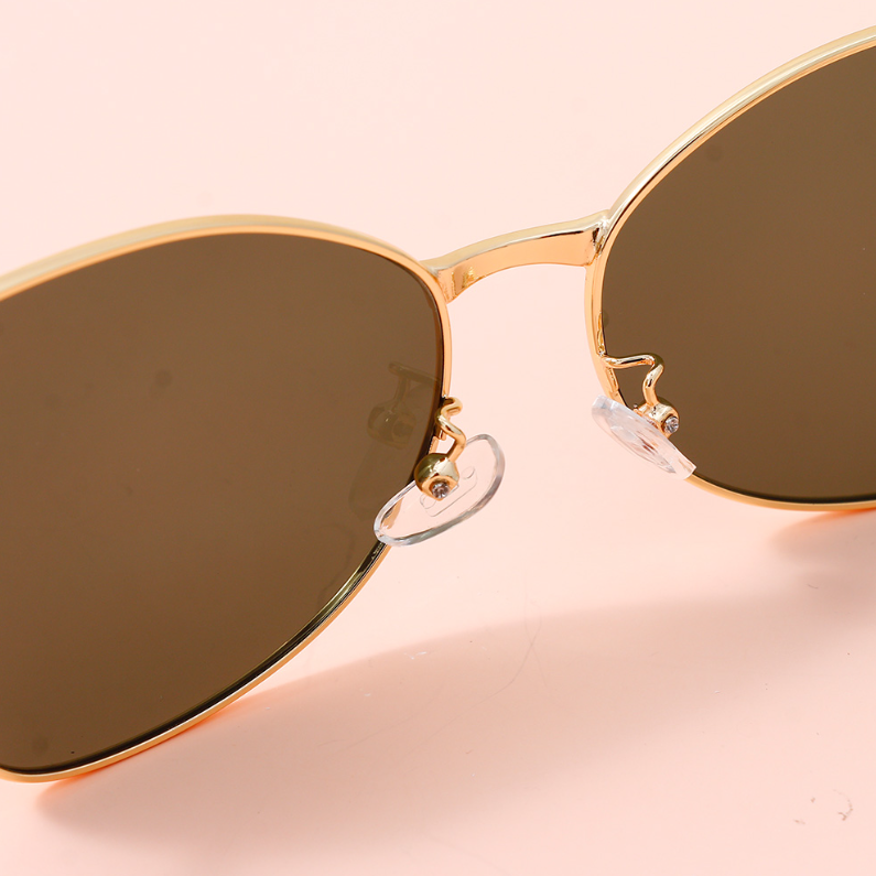 Vintage metal cat-eye sunglasses for adults (gold frame with