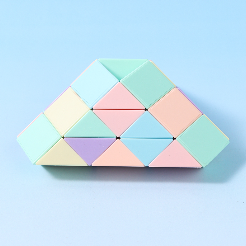 Macaron Color 36 Blocks Magic Snake Cube