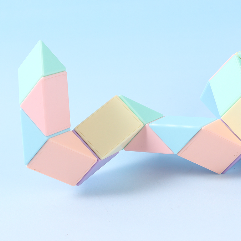 Macaron Color 36 Blocks Magic Snake Cube