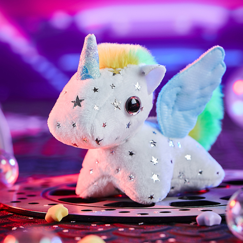 Tail Wagging Dream Pony Plush Toy (White)