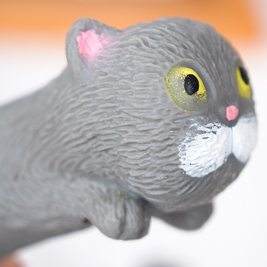 Kitten Pinch Relief Stretching Toy (Color mix)