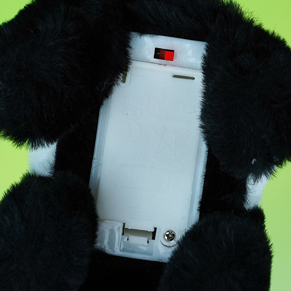 Electric Stuffed Panda Toy (Black and White)