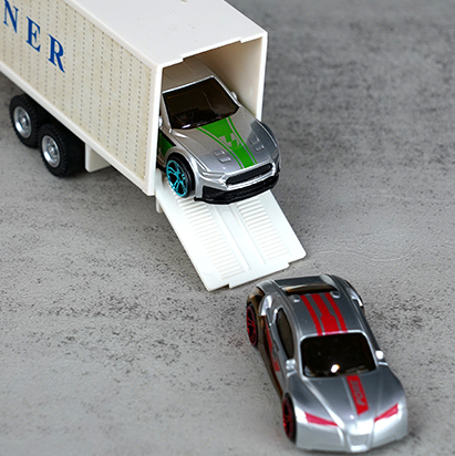 2+1 Detachable Alloy Container Trailer Toy