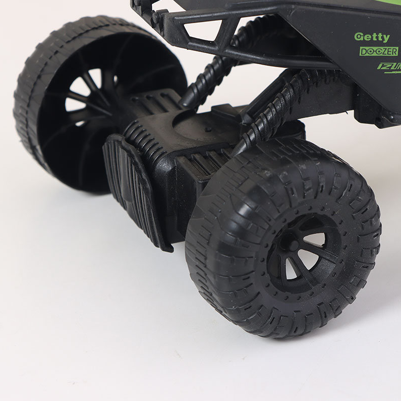 Two-way remote controlled off-road vehicle